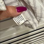 Hackwith Design House Elegant Striped Button Down Shirt White Size M Photo 3