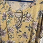 Signature Studio  Top Size 2X Photo 1