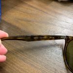 Ray-Ban Sunglasses Photo 2