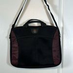 Swiss Gear Wenger Sherpa 17 inch Laptop Slimcase Photo 0