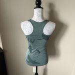 Oiselle  Women's Flyte Activewear Tank Top Flying Birds Size XSMALL Green Photo 2