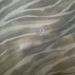 Lululemon le Tigre aligns 25” Photo 1