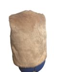 Forever 21 Exclusive Women’s Faux Fur Peach Vest Size Small SEE DESCRIPTION Photo 1