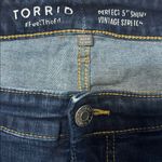 Torrid  perfect 5’’ short size 20 vintage stretch Photo 2