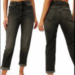 Good American Good Girlfriend Charcoal Black
Straight Leg Jeans Photo 10