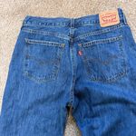Low Pro Levi’s Straight Blue Jeans Size 30 Photo 2
