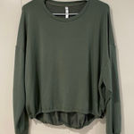 Fabletics Women’s Long Sleeve Top Medium – Olive Green Slouchy Cinched Hem Pullo Photo 0