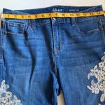 Style & Co Jeans with gold flower appliqué Photo 11