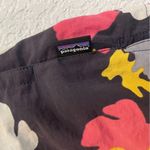 Patagonia Barely Baggies Shorts - Size Large Photo 2