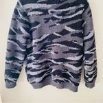 Barefoot Dreams  Camo Pullover Sweater Black/Gray Sz Medium Photo 7