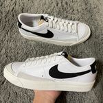 Nike Blazer Low Shoes Photo 0