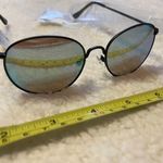 joe's jeans Black Round Rim Sunglasses NWT Photo 4