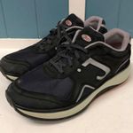 JOYA Waikiki Women's size 9 Black Leather walking‎ Sneaker Photo 1