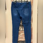 Signature Studio  women’s jeans Photo 1