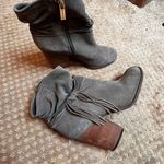 Jessica Simpson Sesley Gray Suede Leather Fringe Heeled Ankle Bootie SZ 10 Comfy Photo 1