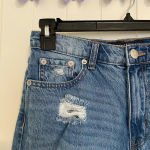 Aeropostale EUC |  women’s mom jean ripped light‎ wash jeans — size 6 Photo 1