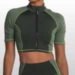 Good American  heathered forest tonal double life crop top Photo 0