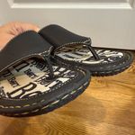 Born Black Leather Slip Photo 3