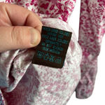 Cowgirl Hardware Floral Rhinestone Button Down Shirt in Pink/White Size S Pink Photo 4