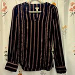 Hinge Long Sleeve Blouse Photo 0