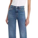 Levi's Levi’s Premium “Ribcage Straight Ankle” wide leg baggy medium wash jean 3-pocket Photo 0