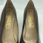Salvatore Ferragamo Vintage 90s kitten Heels taupe brown snakeskin shoes dress Photo 8