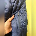 The North Face  Holladown crop Cross-Stitch Goose Down Puffer Jacket, size Medium Photo 10