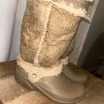 Crocs Nadia Women’s Taupe Faux Fur Lined Pull On Tall Boots Shoes Size 9 Photo 0