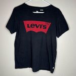 Levi's Levi’s Simple Black Tee Short Sleeve Shirt Size M Photo 0