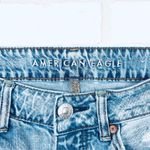 American Eagle  Tomgirl‎ Jeans Womens Size 6 Regular Ripped Distressed Light Wash Photo 8