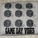 Game Day Vibes Sweatshirt Gray Size M Photo 1