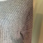 Brandy Melville  GRAY KNIT SWEATER‎ Photo 5