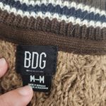 BDG Jeans Urban Outfitters Cricket Cable Knit Cropped Cardigan Size Medium Photo 4