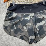 Athleta Women’s Run Free Printed Shorts 3.5” Mid Rise Lined in Green Camo Size S Photo 7
