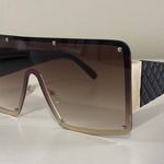 Born 2 Glam Boutique Sunglasses  Photo 1