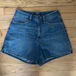 Hollister  High-Rise 90s Jean Shorts  Photo 0
