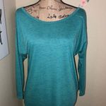 Umgee 3/4 Length Sleeve Tapered Bottom Lightweight Top Size Medium Photo 2