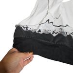 Alo Yoga Women's Verse Sports Bra White/Black Size: L Photo 5