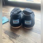 Toms Tom’s Womens Black Classic Black Canvas Slip On Shoes Size 6.5 Photo 4