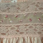 Vanity Fair 💕 Vintage  Pink Embroidered Rosebuds Lace Nightgown • XS 🔴 Photo 3