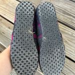 Toms Shoes Photo 1