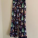 Sheshow Women’s small Christmas pajamas set (top & bottom) Photo 5