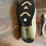 Nike  air 200 in white and black laces Photo 2