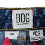 Urban Outfitters BDG High Rise Ripped Mom Jeans Straight Leg W26 Photo 5