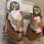 Love and Liberty Made in USA NEW Gold Low Heel Flip Flop Bling Sandals Size 10 Photo 0