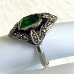 Avon Emerald Green Glass Ring Photo 5