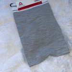 Reebok NWT Logo Fringe Scarf UNISEX GRAY/WHITE WINTER TASSEL Photo 4