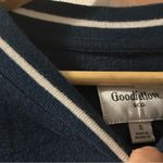 Goodfellow & Co Goodfellow shirt! Very sexy! Love the neckline and bottom of shirt small Photo 2