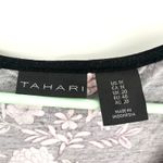 Tahari ‎ Size 1X Deep V-Neck 3/4 Sleeve Shirt Blouse Top Black Floral Print Rayon Photo 2