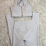 Seamless workout yoga 2pc set M NWOT White Size M Photo 1